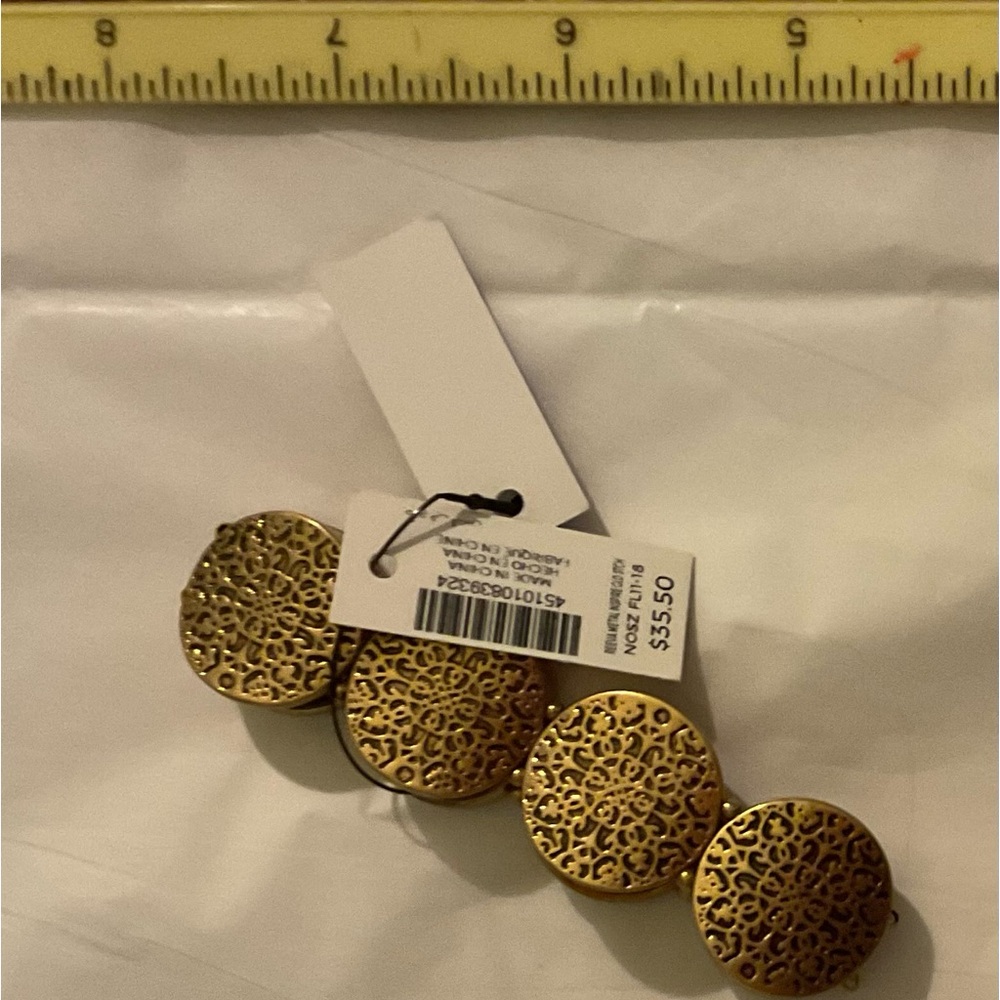 🤑🤑🤑 5 FOR $35 🤑🤑🤑 NWT Chico’s gold bracelet